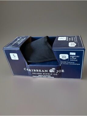 Caribbean Joe Island Supply Co. Men’s Size S (7-8) Black Slippers. New in Box.